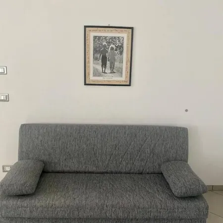 Intero Appartamento- Monolocale Tre Rivi شقة Santo Stefano Roero